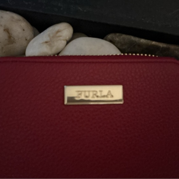 Furla Red Zip Wallet - Picture 3 of 8